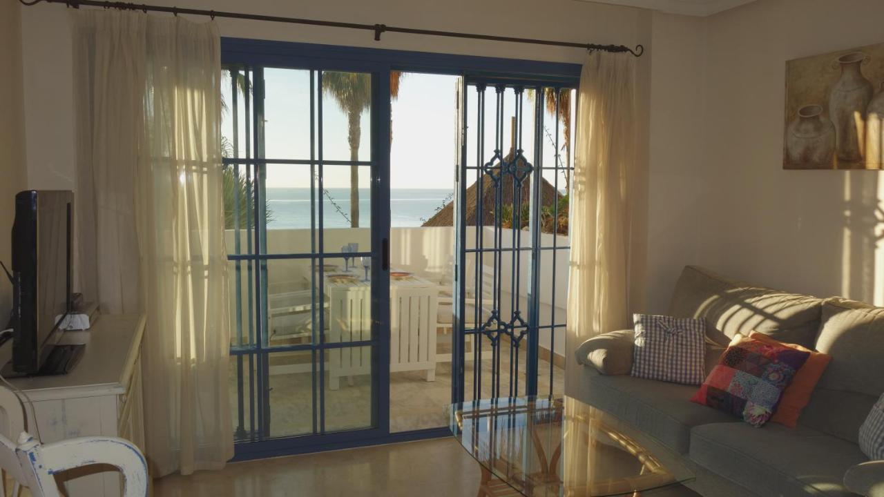 Getaway Apartment อัลมูเญการ์ ภายนอก รูปภาพ