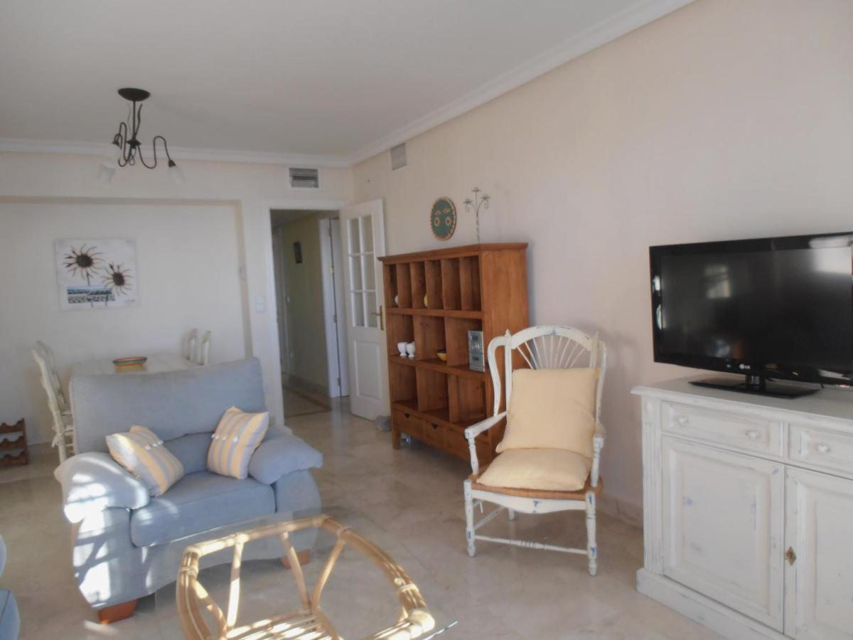 Getaway Apartment อัลมูเญการ์ ภายนอก รูปภาพ