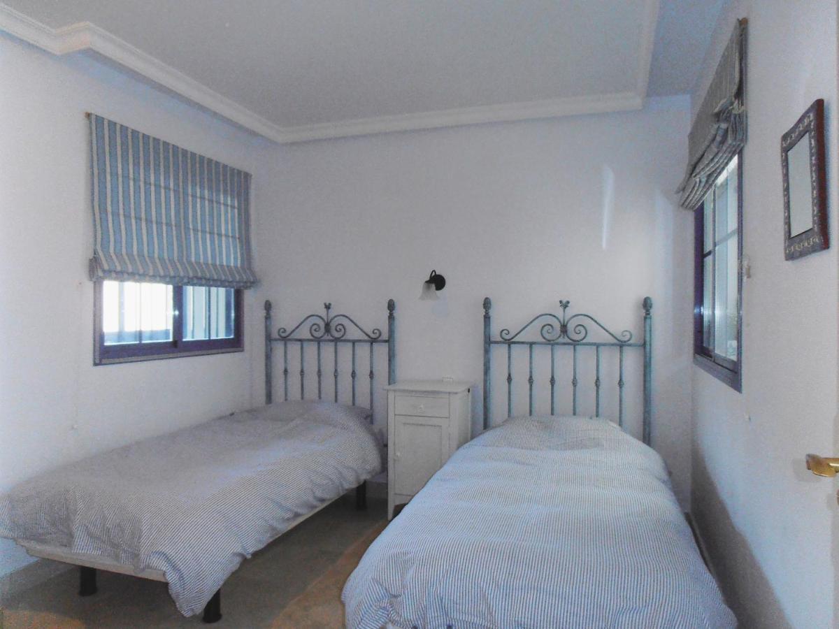 Getaway Apartment อัลมูเญการ์ ภายนอก รูปภาพ