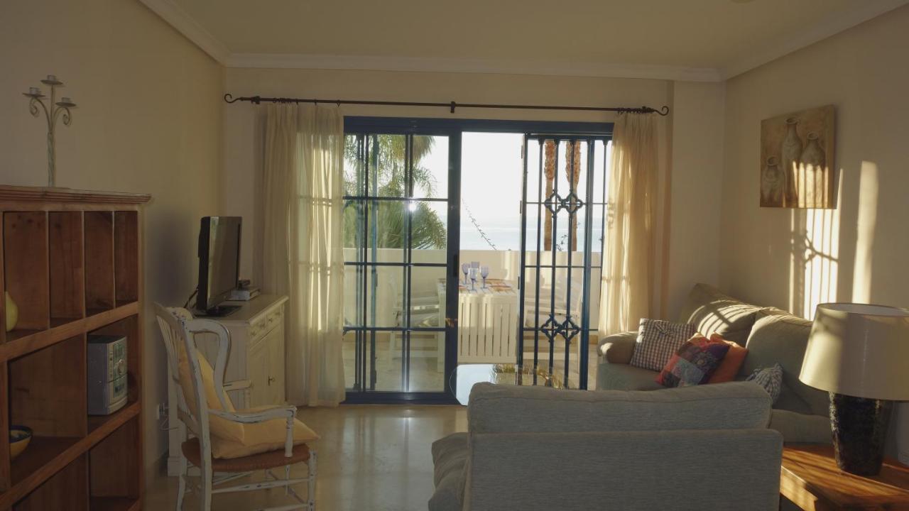 Getaway Apartment อัลมูเญการ์ ภายนอก รูปภาพ