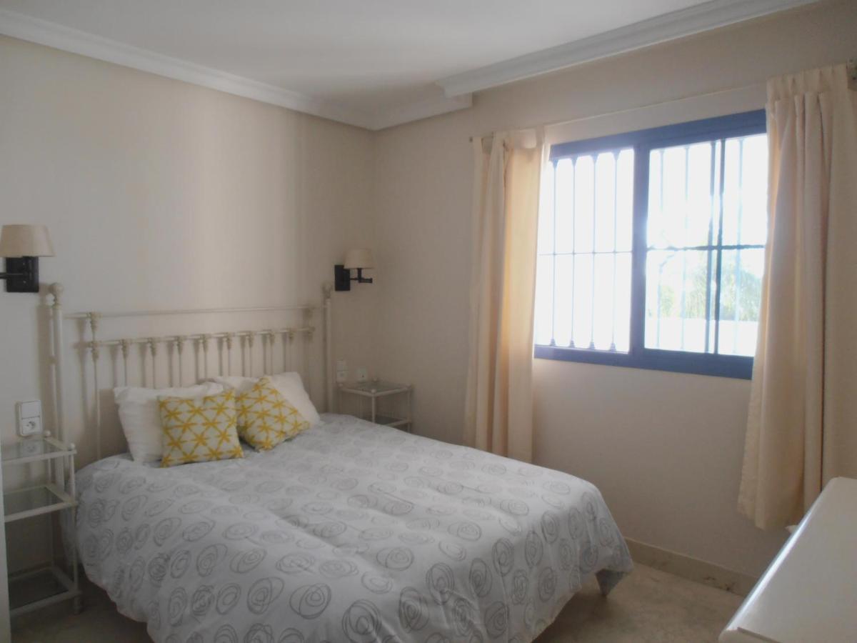 Getaway Apartment อัลมูเญการ์ ภายนอก รูปภาพ